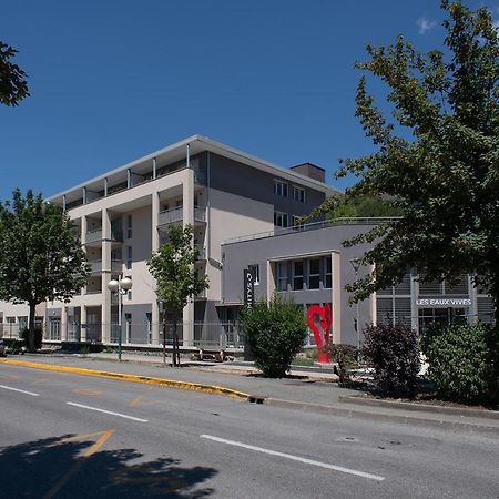 Residence Services Seniors Domitys Les Eaux Vives Digne-les-Bains Exterior foto