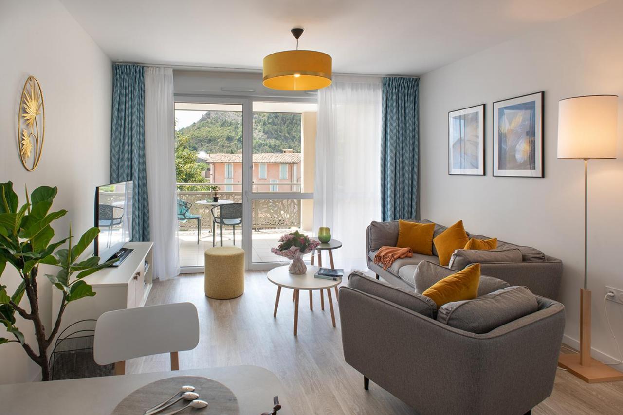 Residence Services Seniors Domitys Les Eaux Vives Digne-les-Bains Exterior foto
