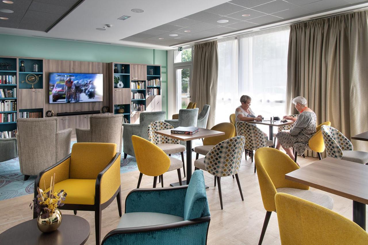 Residence Services Seniors Domitys Les Eaux Vives Digne-les-Bains Exterior foto