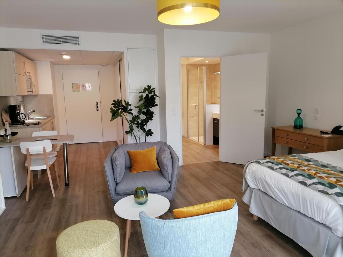 Residence Services Seniors Domitys Les Eaux Vives Digne-les-Bains Exterior foto